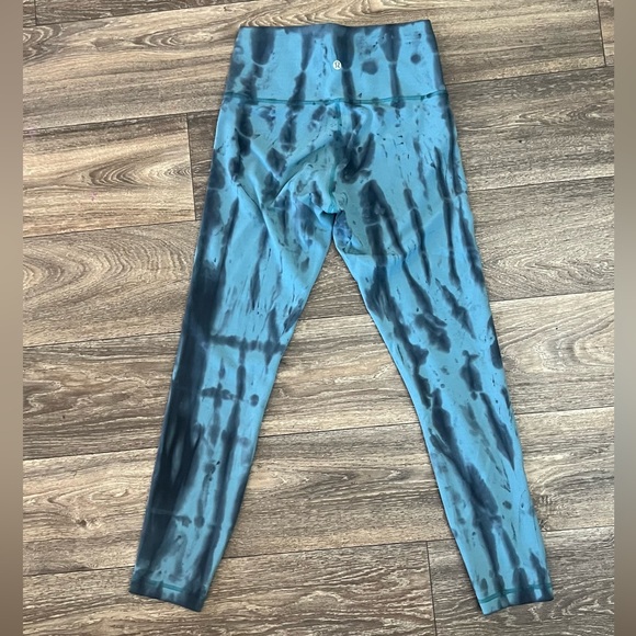 Lululemon Invigorate High-Rise leggings - Picture 5 of 10